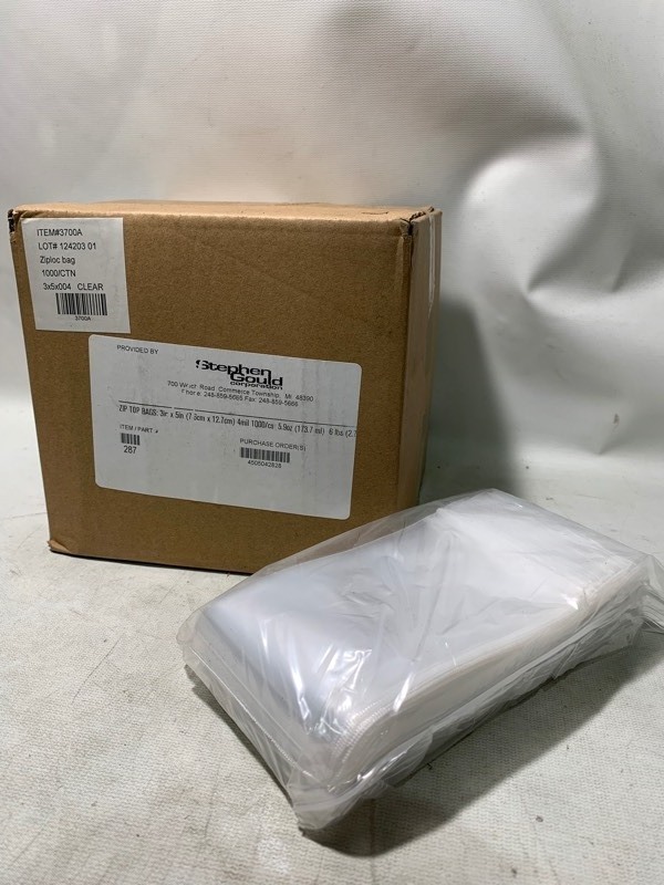 lot 202 image: New Case of 500 3x5 Ziploc Bags, Clear