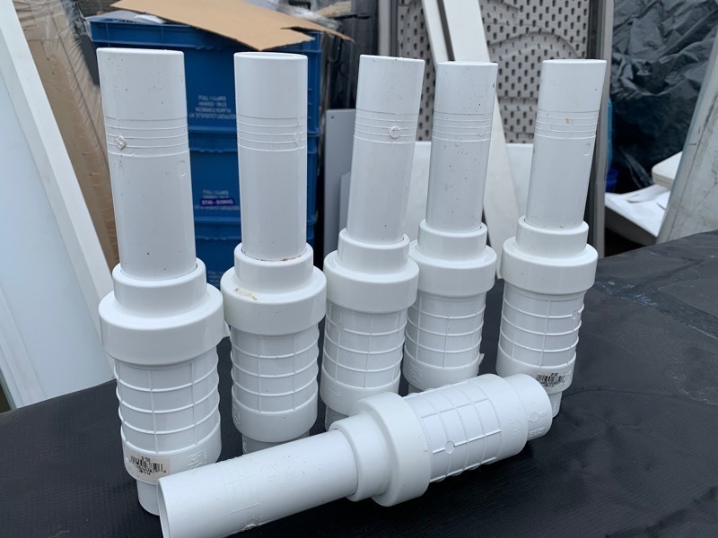 lot 288 image: 6 - 1 14 PVC Pipe Extenders