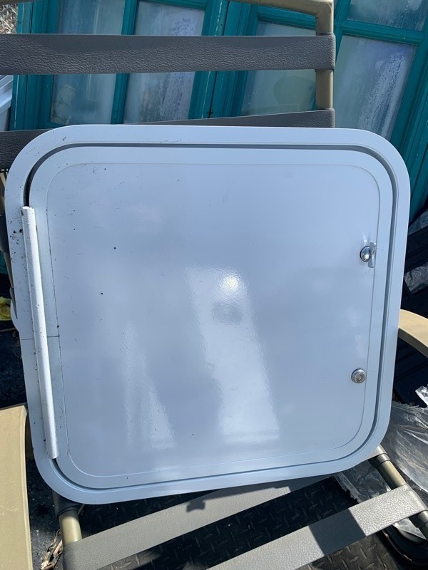 lot 390 image: Small RV Boat Storage Hatch Doors 21x20.5