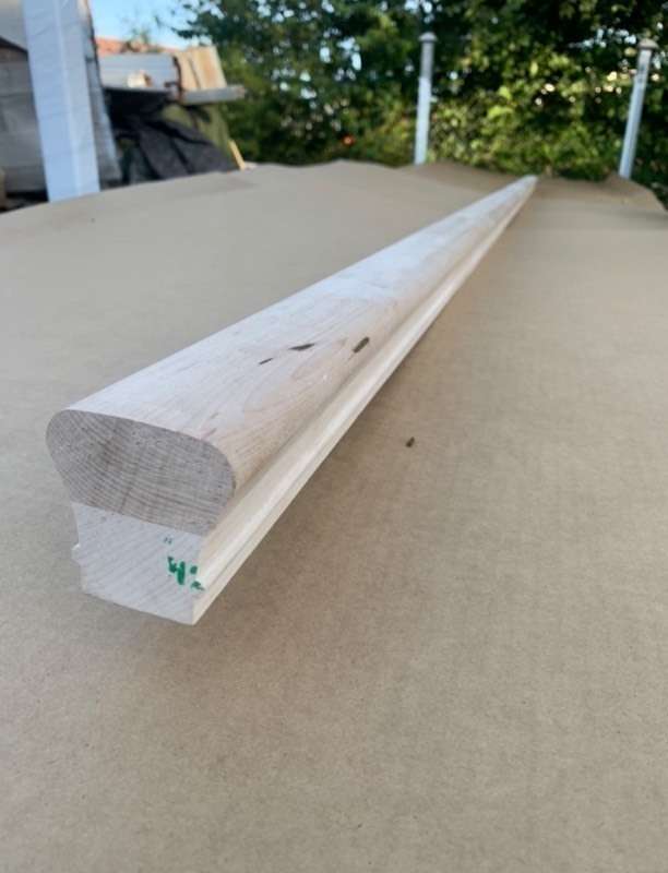 lot 61 image: 1 Never Been Used 12ft High Dollar Solid Wood Railing Bar