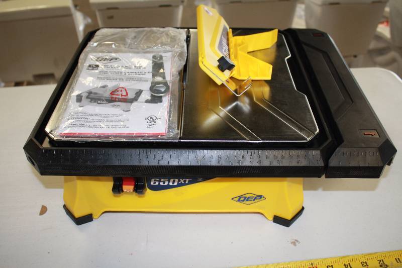 lot 1790 image: QEP Electric Tile Saw 650