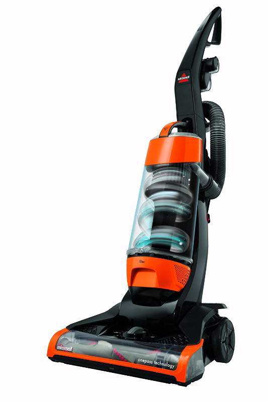 lot 4140 image: CleanView Upright Vacuum Cleaner 1330
