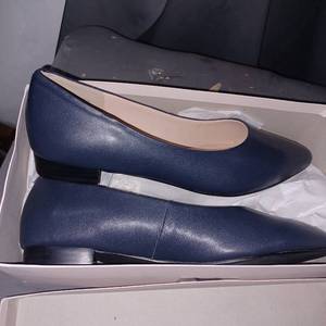 lot 44430 image: MULA PAOLI, WOMANS DRESS SHOES, SIZE 8.5