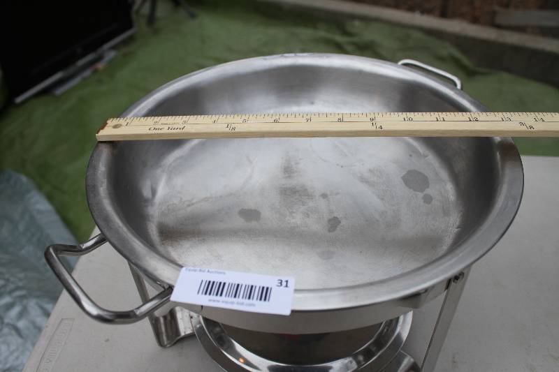 lot 30 image: Catering Chafing Dish with fuel