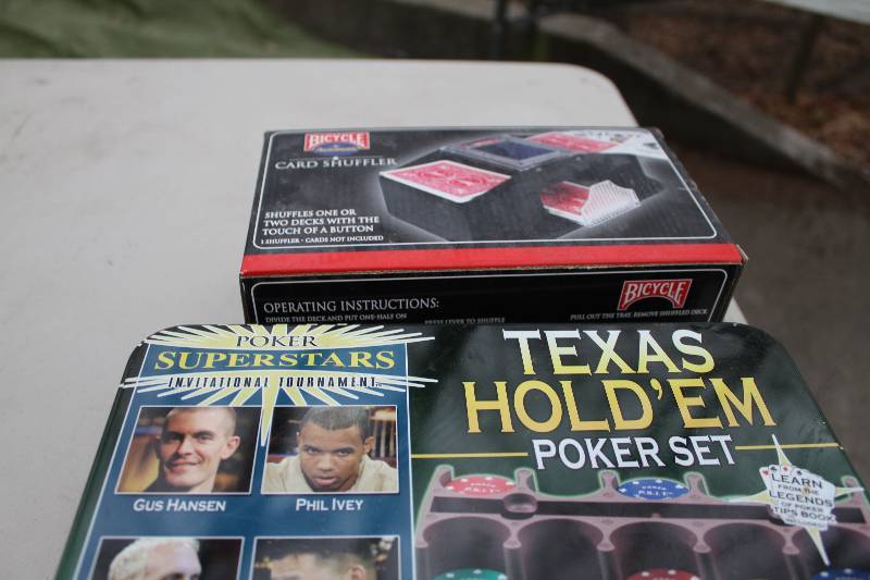lot 35 image: Texas Holdem Set and Automatic Card Shuffler