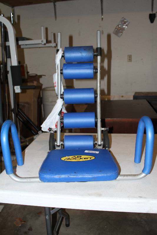 lot 52 image: Ab Rocket- Brand new with extender attch