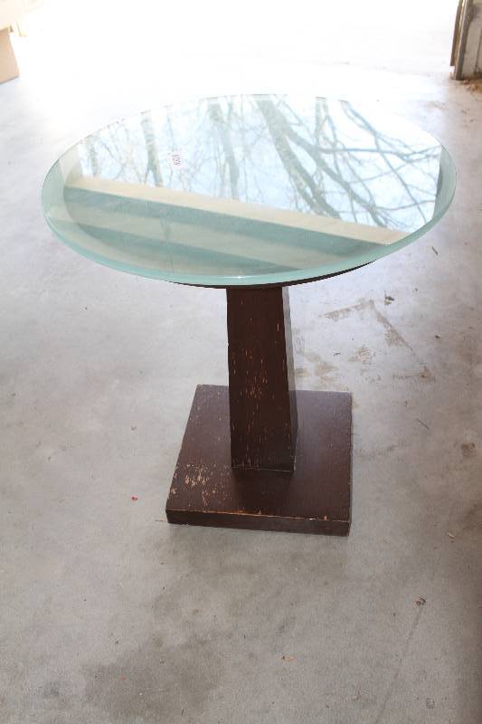 lot 94 image: End Table with Frosted Glass Round Top- 24