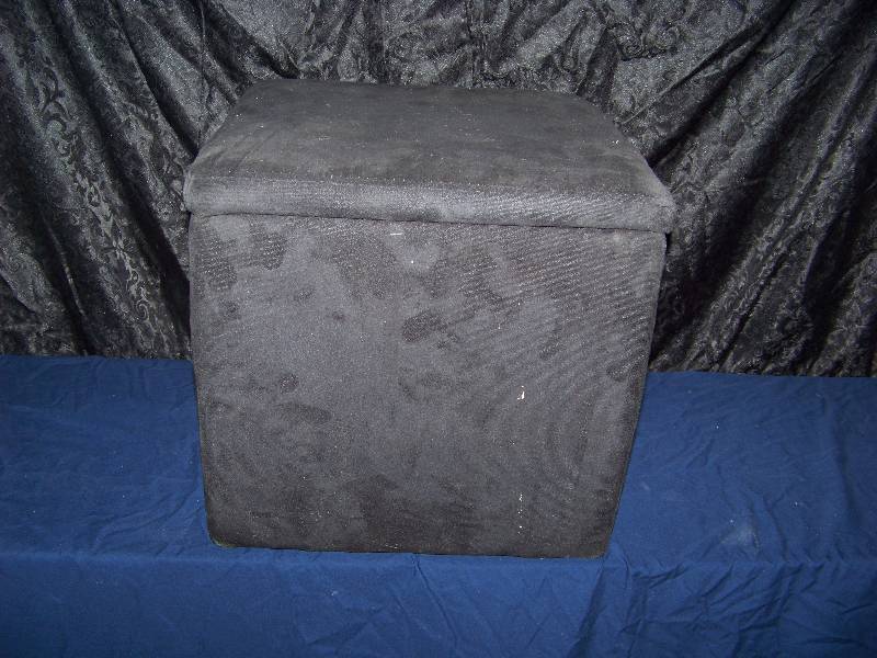 lot 1444 image: Micro Fiber Ottoman