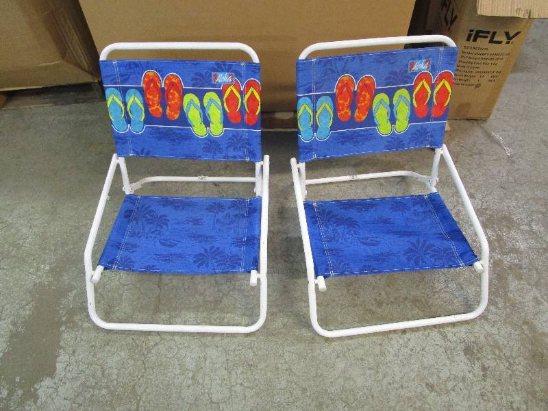 lot 728 image: Lot of Lawn Chairs