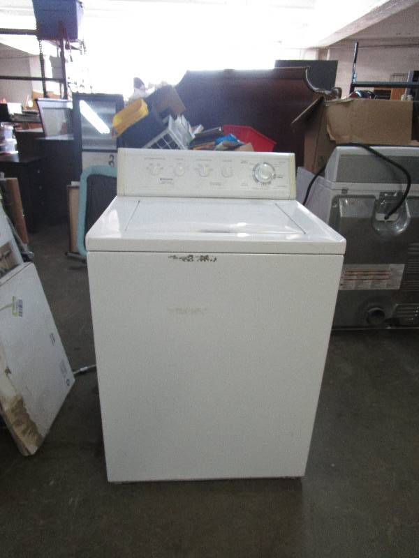 lot 747 image: Washing Machine