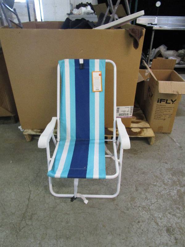 lot 764 image: Backpack Chair