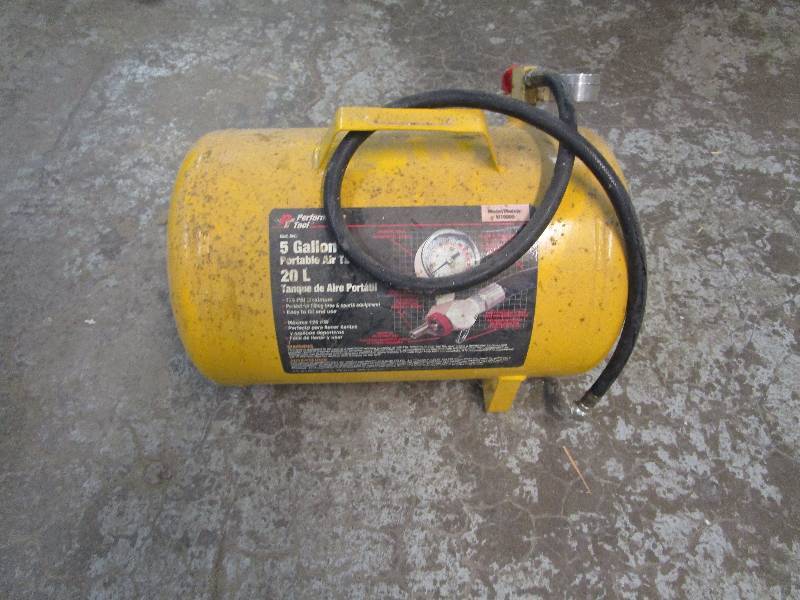 lot 774 image: Air Tank