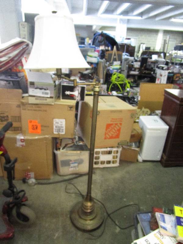 lot 780 image: Floor Lamp