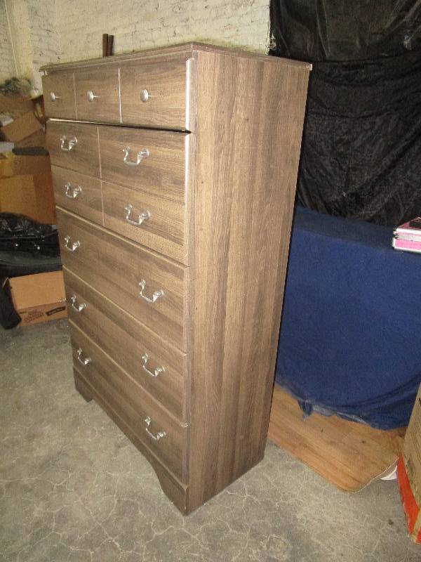 lot 788 image: Ashley Chest of Drawers