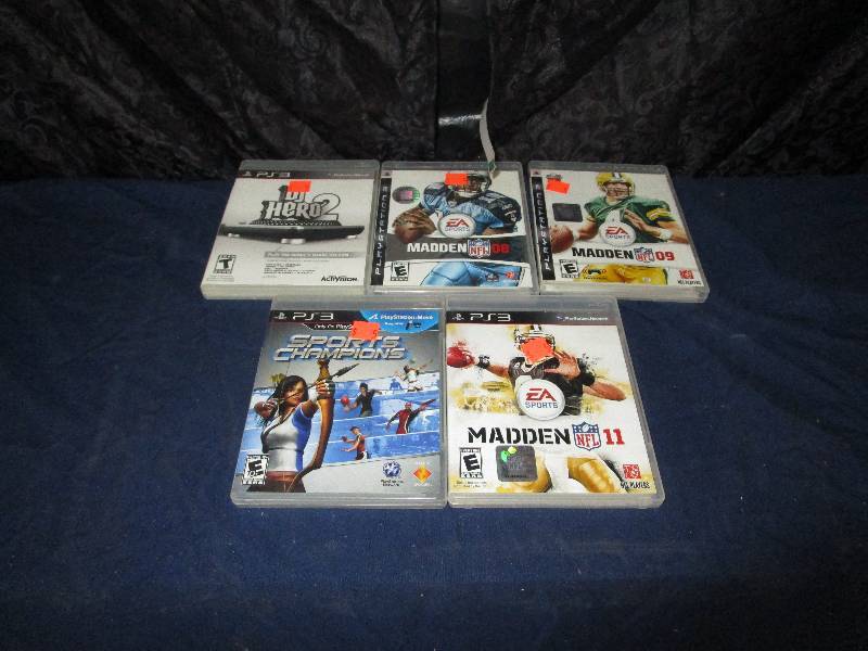 lot 792 image: Lot of Games