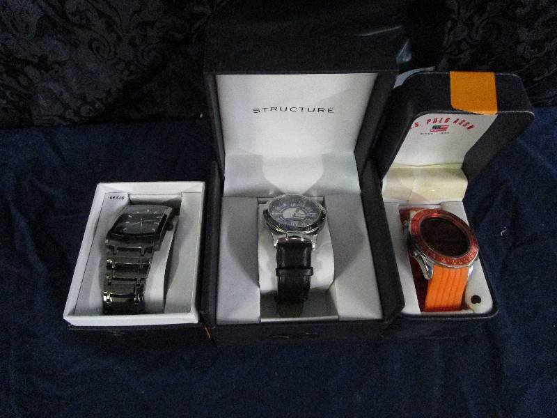lot 911 image: Lot of Designer Watches