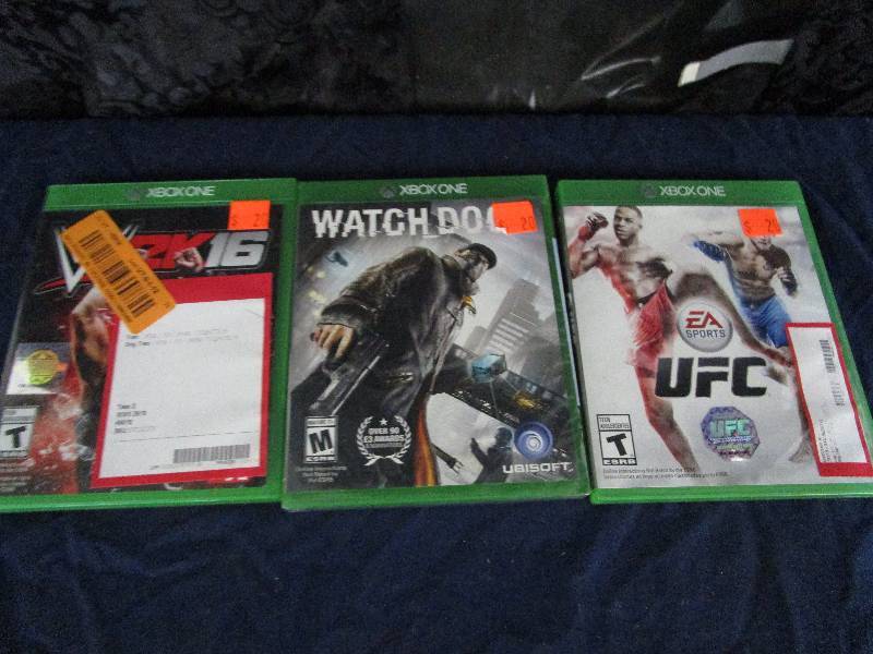 lot 917 image: Lot of Games