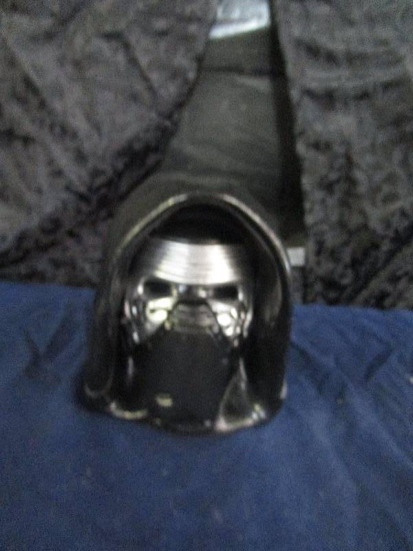 lot 919 image: Star Wars Watch
