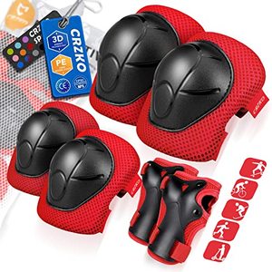 lot 2325 image: KidsTeenager Protective Gear Set