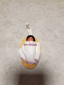 lot 23 image: Ceramic Decor Piece