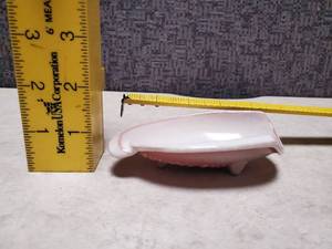 lot 26 image: Frankoma Free Form Tray - Frankoma 516 Christmas 68 The Franks