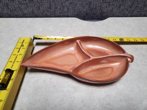 lot 27 image: Frankoma Relish Leaf Dish - Divided Tray #83 - Brown Satin