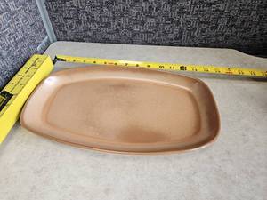 lot 111 image: Frankoma Pottery 5QS Plainsman Brown Platter Serving 14 Oval Rectangle