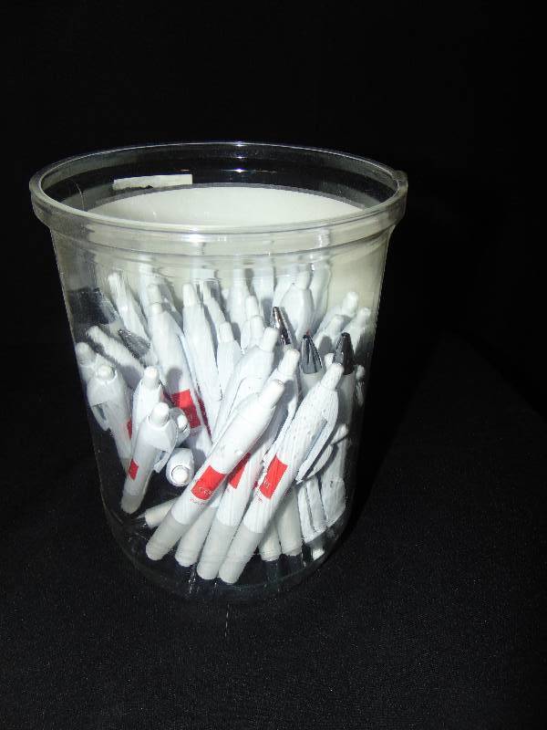 lot 1026 image: (50) new really nice click pens, black ink