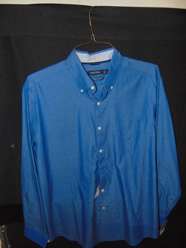 lot 1056 image: Mens size Large Nautica Dress Shirt, 2-ply cotton, Blue, new with tags