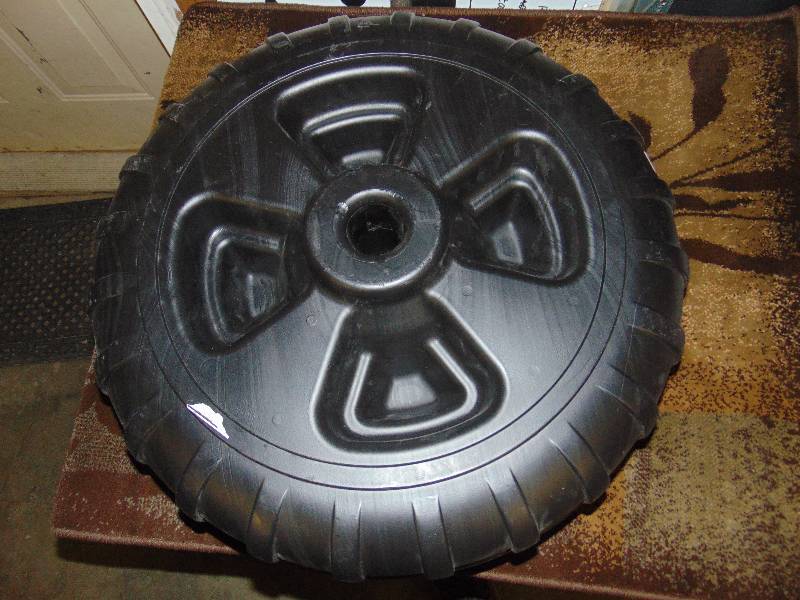 lot 1081 image: Large Plastic Wheel for Extreme Max Dock and Boat Lift PN 3005.3729, 7-12 W x 24 dia w 2 ID center hole