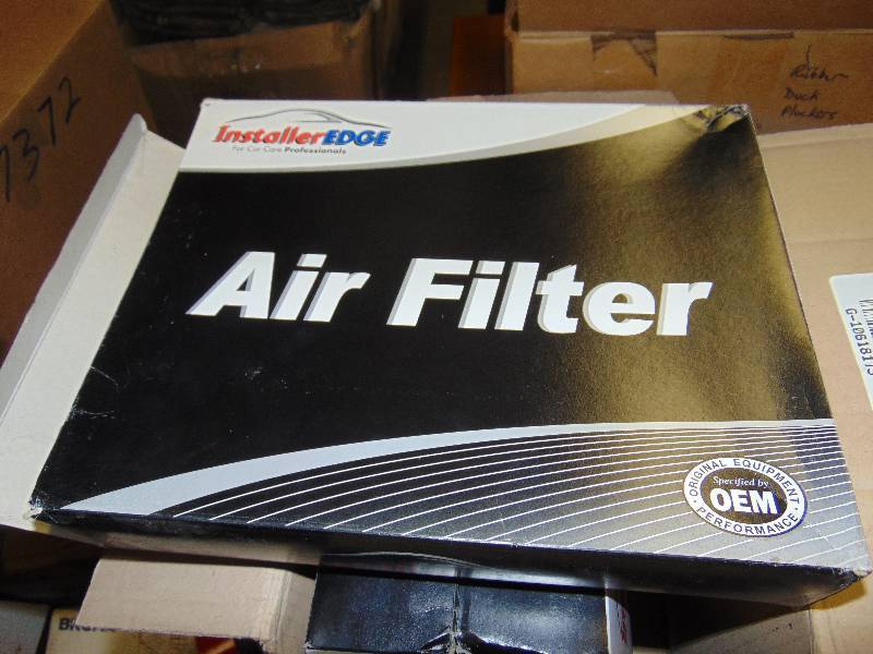 lot 1132 image: (1) Installer Edge AE8756 Air Filter