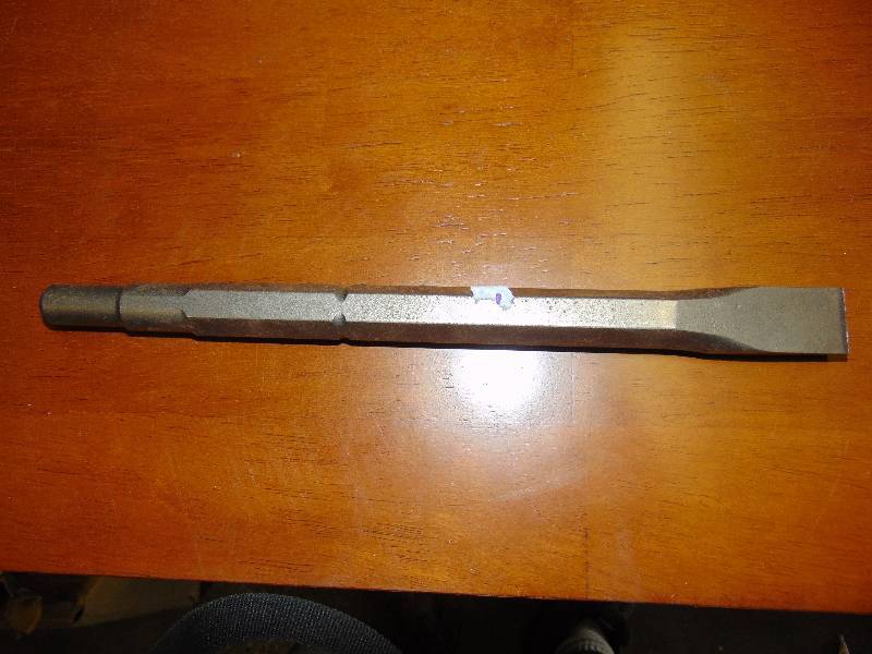 lot 1141 image: (1) Chisel Bit 11-34 x 58 diameter shank w 1 wide tip