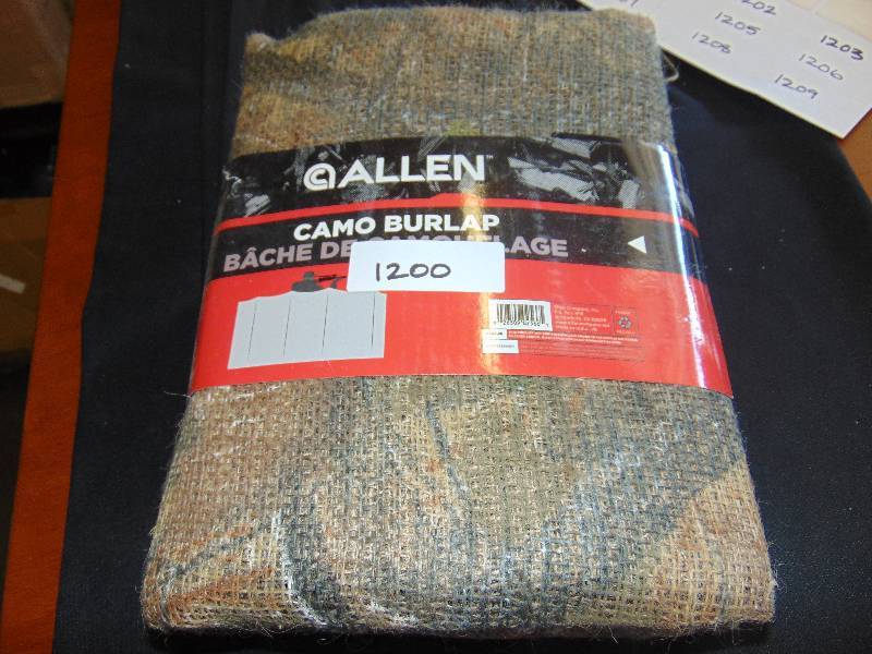 lot 1200 image: Allen Camo Burlap, 12 x 54
