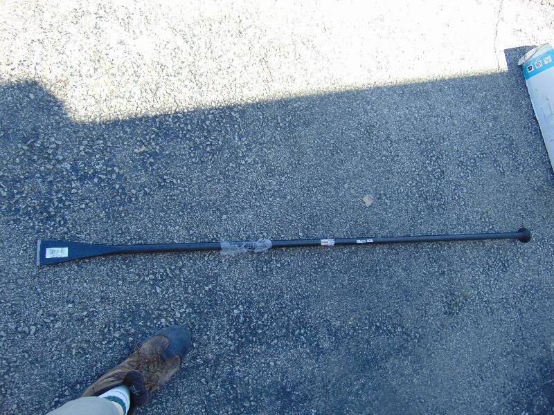 lot 1235 image: True Temper Post Hole Digger Tamper 69 PN116000