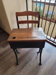 lot 105 image: Vintage Students Desk and Chair.