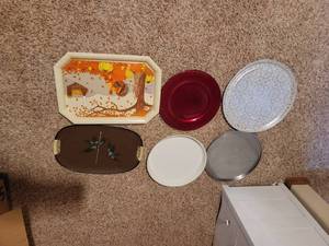 lot 169 image: Metal Trays.