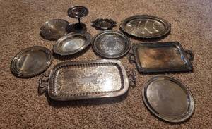 lot 173 image: Silverplate Trays.
