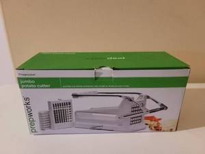 lot 193 image: Preworks Jumbo Potato Cutter.