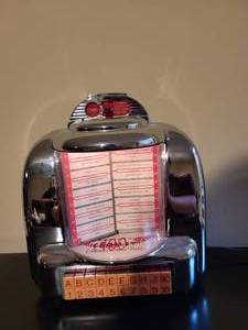 lot 240 image: Vintage Crosley Select-o-Matic 100 Collectors Edition Cassette Player Jukebox radio.