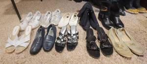 lot 258 image: Womens Shoes.