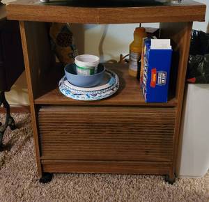 lot 273 image: Wooden Microwave Cart. NO Contents.