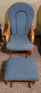 lot 276 image: Rocking Chair with Rocking Foot Rest.