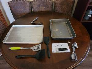 lot 282 image: Pans and Utensils.