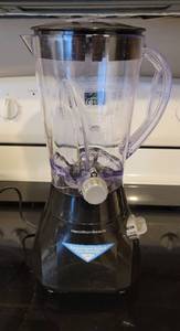 lot 288 image: Hamilton Beach Blender.