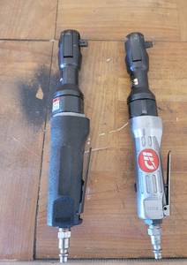 lot 303 image: Craftsman Air Ratchet and Campbell Hausfeld Air Ratchet.
