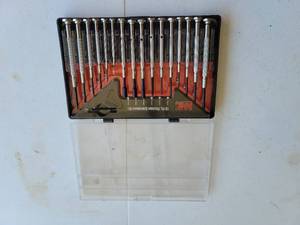 lot 334 image: 16pc Precision Screwdriver Set.