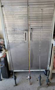 lot 345 image: (4) Fishing poles