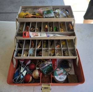 lot 346 image: Tackel box full of various fishing supplies