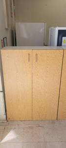 lot 2512 image: 4ft Wooden Laminate Double-Door Wall Mount Office Cabinet