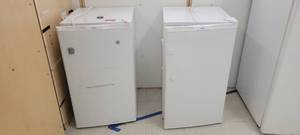 lot 2518 image: Lot of 2 Haier HNSE04&nbspMini Refrigerators&nbsp